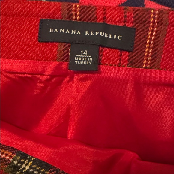 Vintage Banana Republic Red Plaid Pleated Skirt - Picture 9 of 10